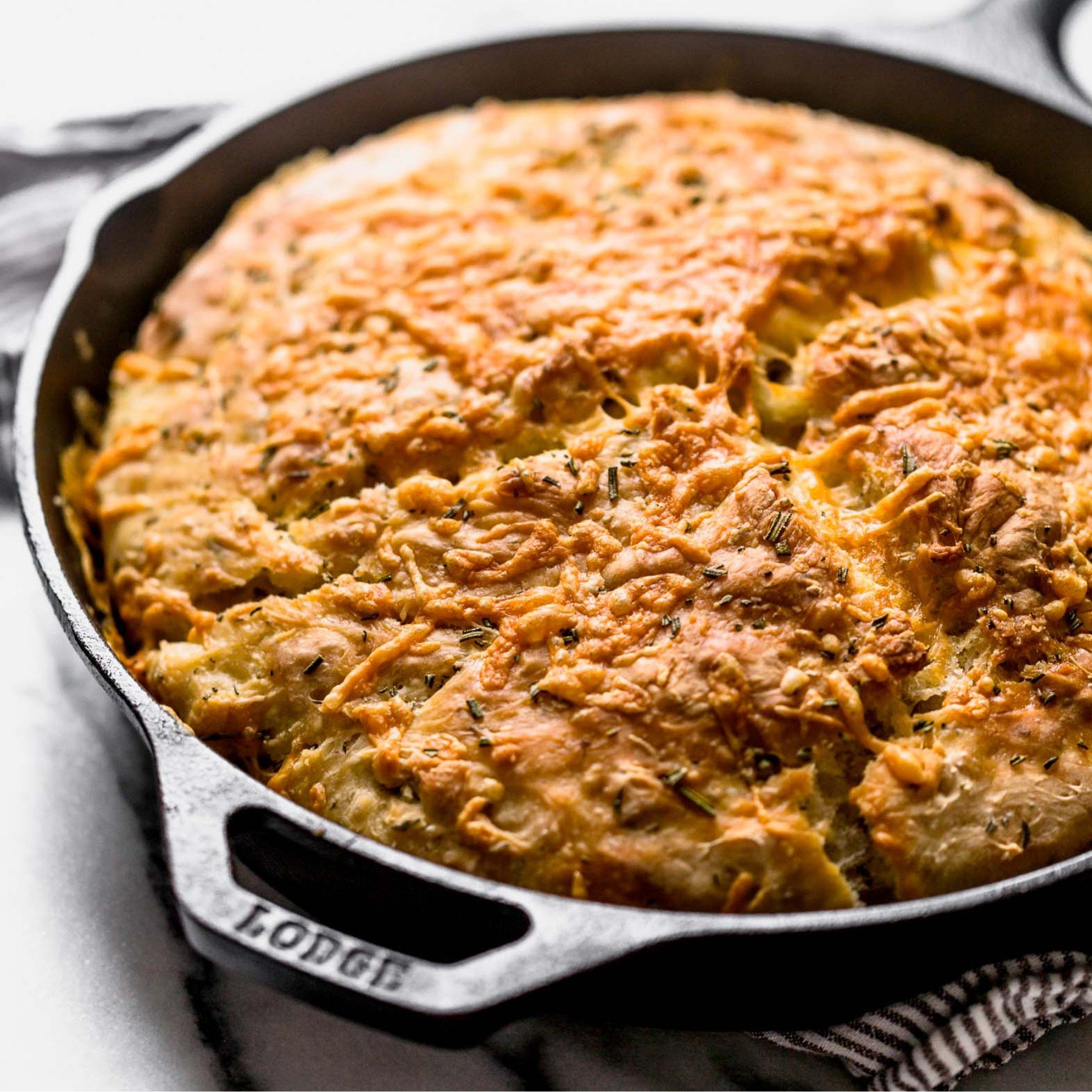 No Knead Rosemary Parmesan Skillet Bread